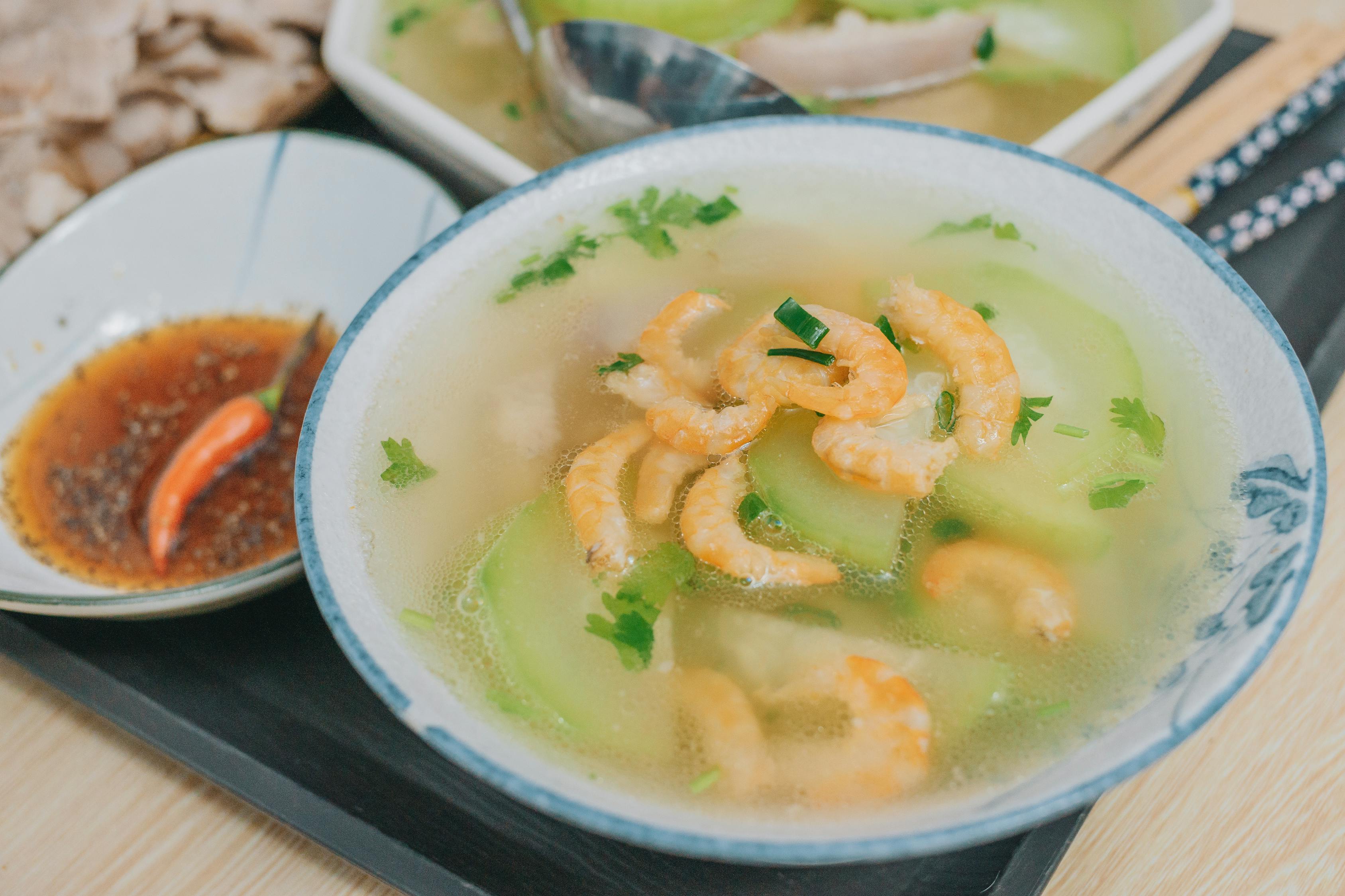 陕西传统美食，一碗油泼面的乡愁